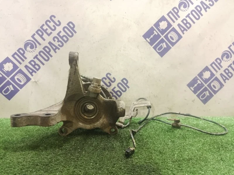 Поворотный кулак Kia Cerato 2006 517162F110 СЕДАН 1.6 G4ED, передний правый
