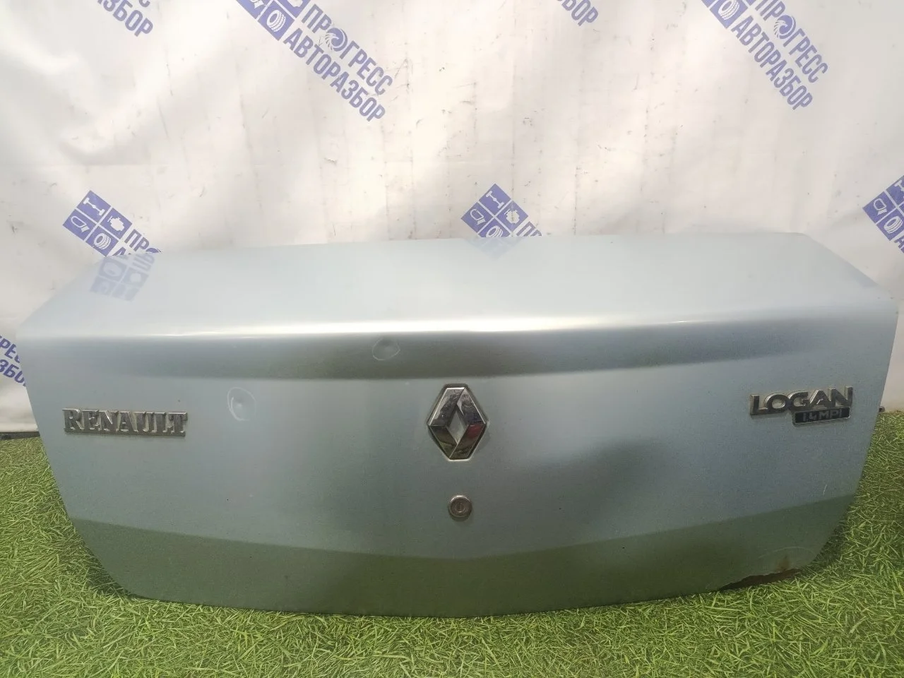 Крышка багажника Renault Logan 2006 6001551125 СЕДАН 1.4 K7J710