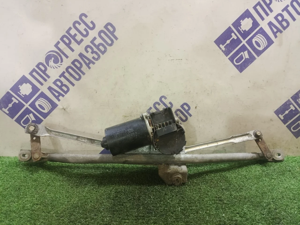 Трапеция дворников Audi A6 1998 4B1955603A СЕДАН 2.4 AGA