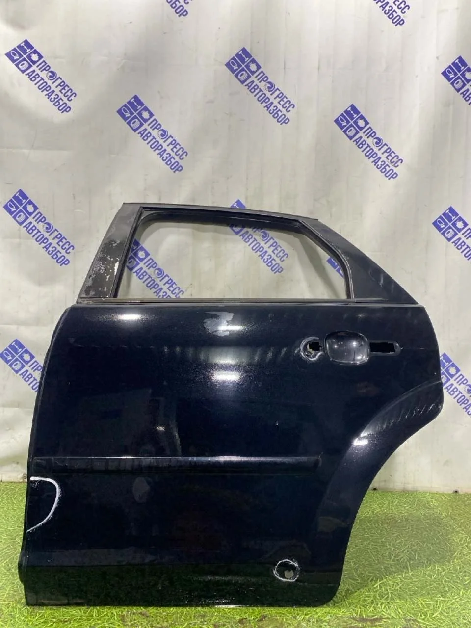 Дверь боковая Ford Focus 2 2007 1505763 СЕДАН 1.6 SHDB, задняя левая