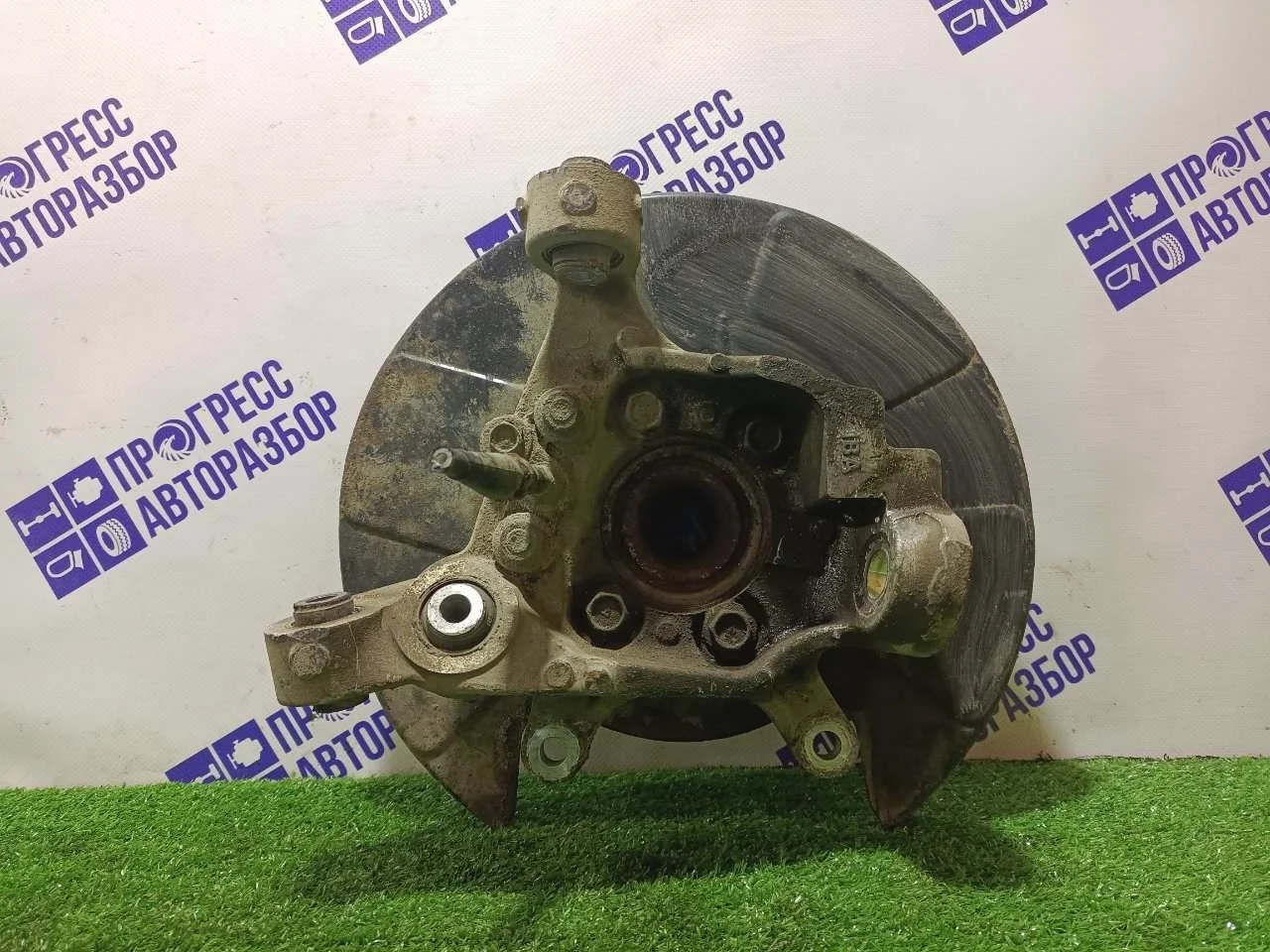 Поворотный кулак Infiniti Ex 35 2008 430181BA0A КРОССОВЕР 3.5 VQ35, задний правый