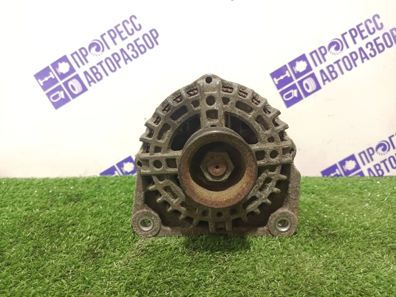 Генератор Nissan Tiida 2004 23100ED00B ХЭТЧБЕК HR15DE