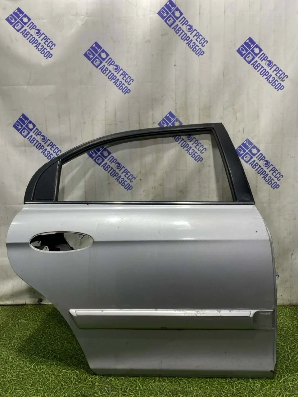 Дверь боковая Hyundai Sonata 2006 770043C020 СЕДАН 2.0 G4GC, задняя правая