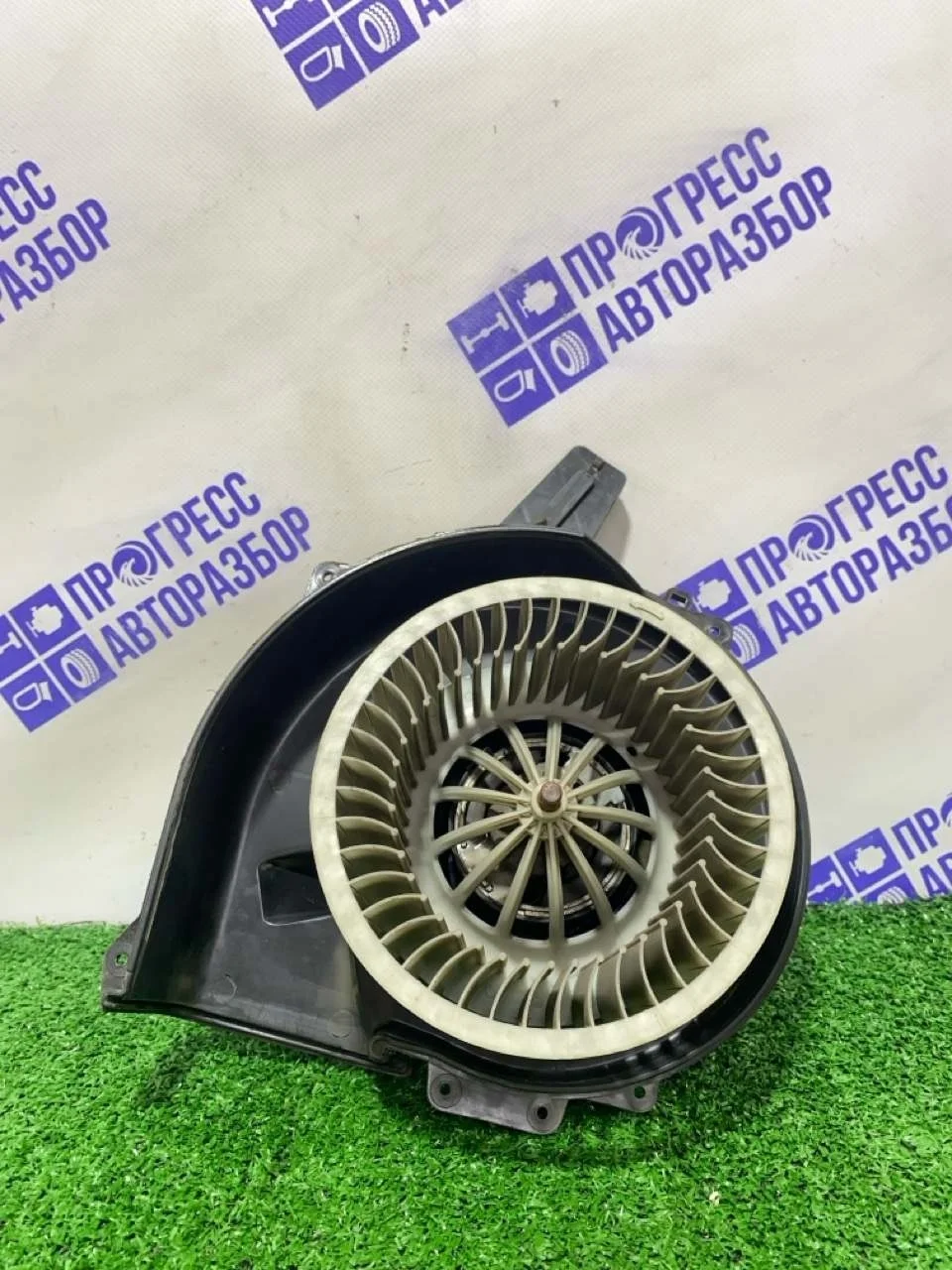 Мотор печки Skoda Fabia 2007 6Q1820015H ХЭТЧБЕК 1.2 BME