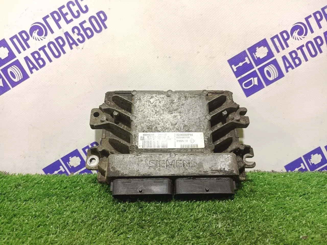 Блок управления двигателем Renault Symbol 2006 8200392714 СЕДАН K4J 713