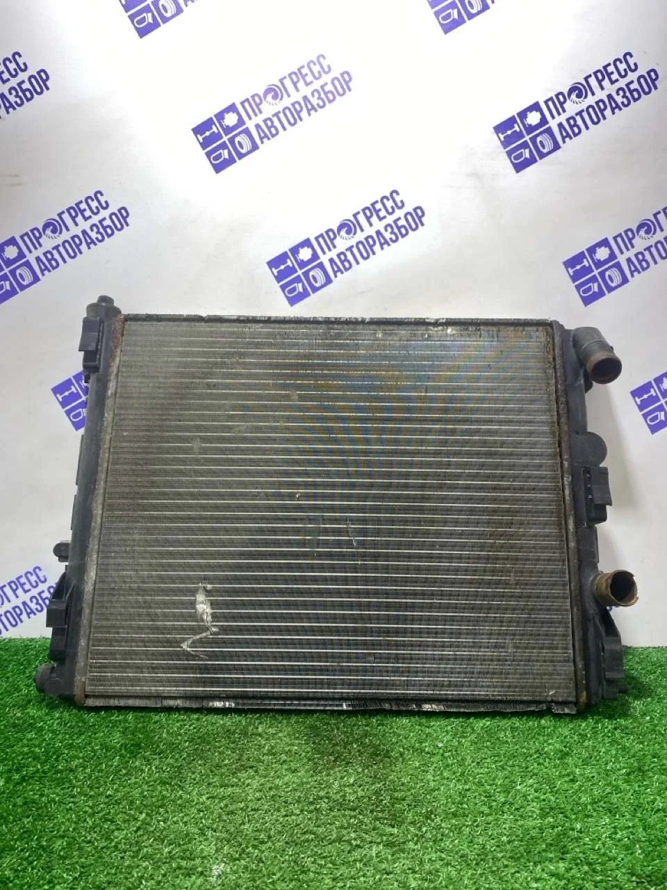 Радиатор охлаждения двигателя Renault Symbol 2006 8200343476 СЕДАН K4J 713