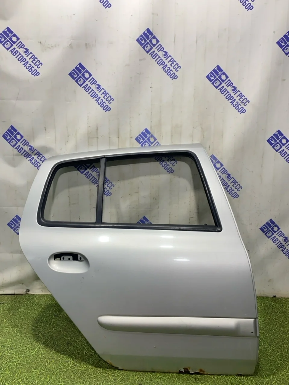 Дверь боковая Renault Symbol 2006 7751472477 СЕДАН K4J 713, задняя правая