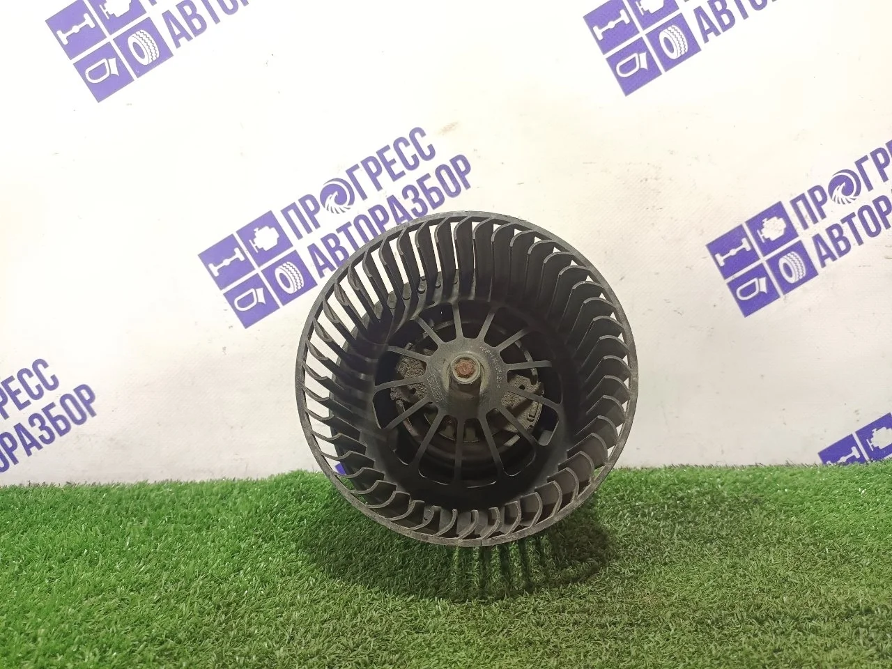 Моторчик печки Ford Focus 2 2006 1379568 ХЭТЧБЕК 1.6 HWDA