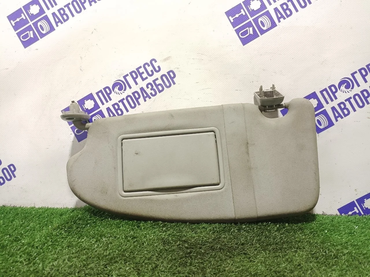 Козырек солнцезащитный Ford Focus 2 2006 1700319 ХЭТЧБЕК 1.6 HWDA, передний левый