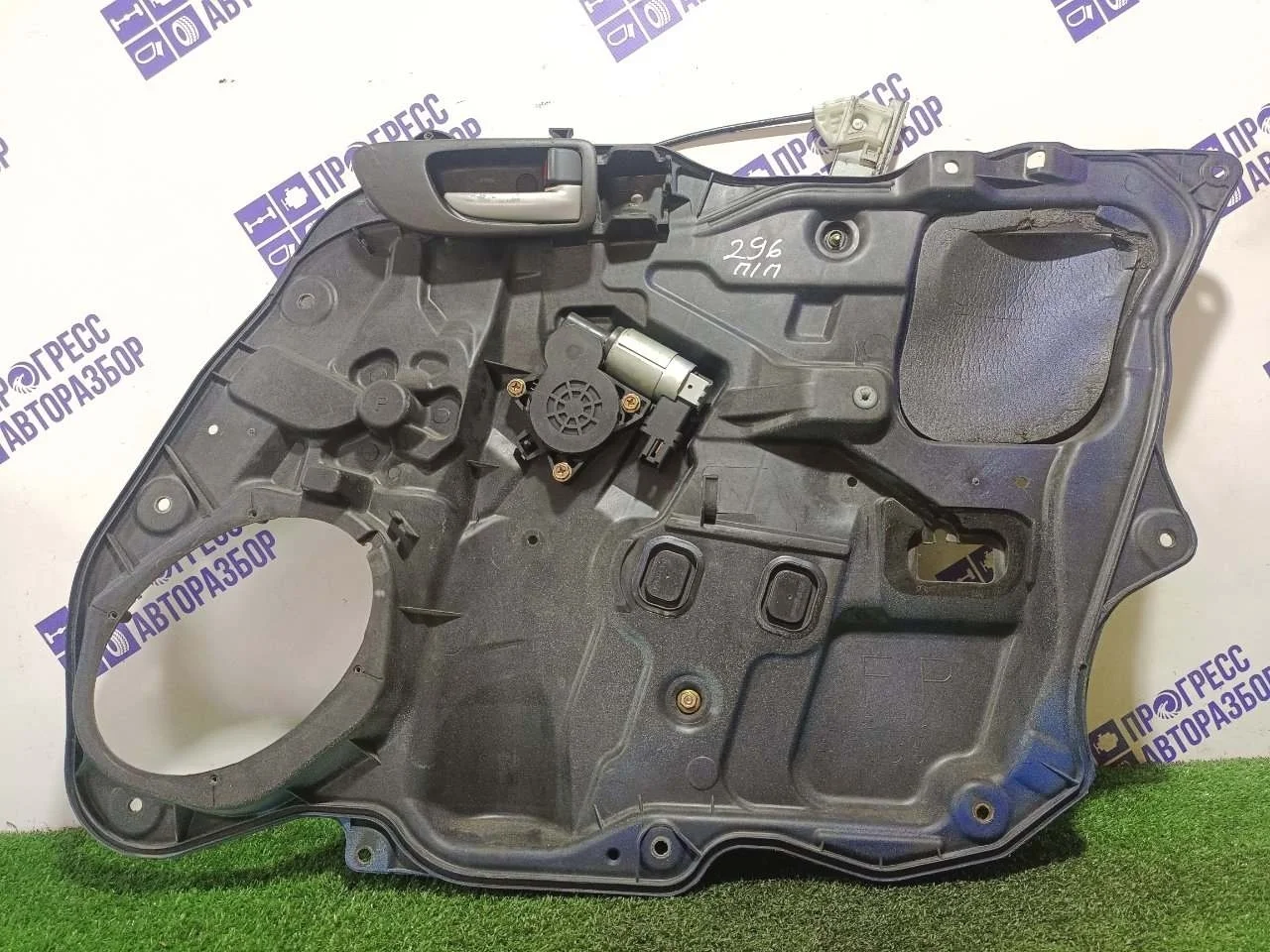 Стеклоподъемник Mazda 3 Bk 2007 BP4K58590 СЕДАН 2.0 LF, передний правый