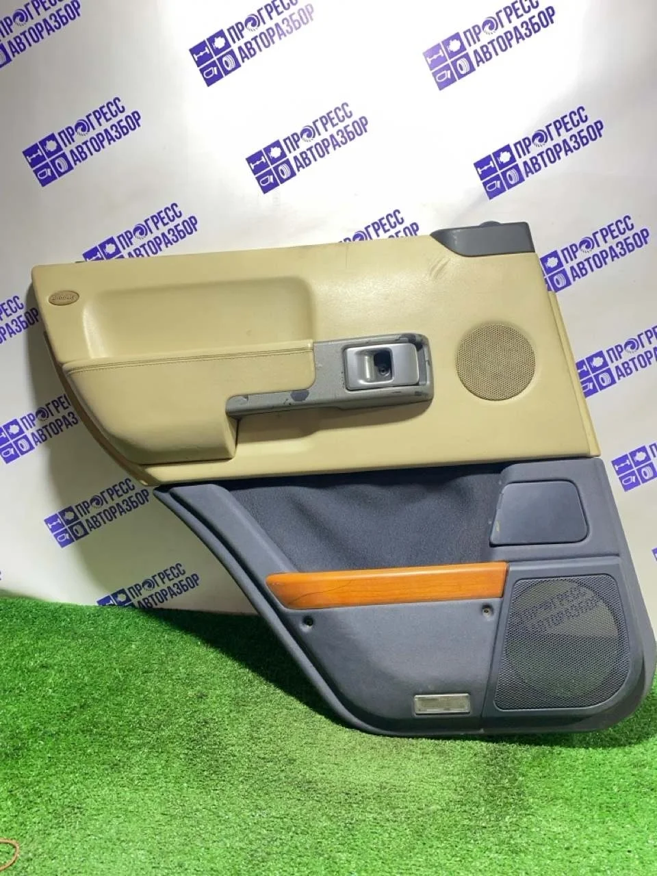 Дверная карта Land Rover Range Rover Iii 2005 VBA000070 ВНЕДОРОЖНИК 4.4 M62B44, задняя левая