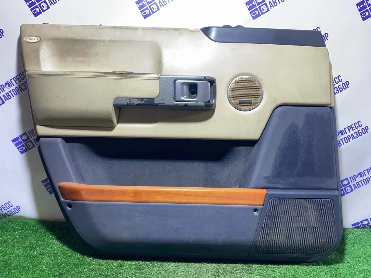 Дверная карта Land Rover Range Rover Iii 2005 VBA000050 ВНЕДОРОЖНИК 4.4 M62B44, передняя левая
