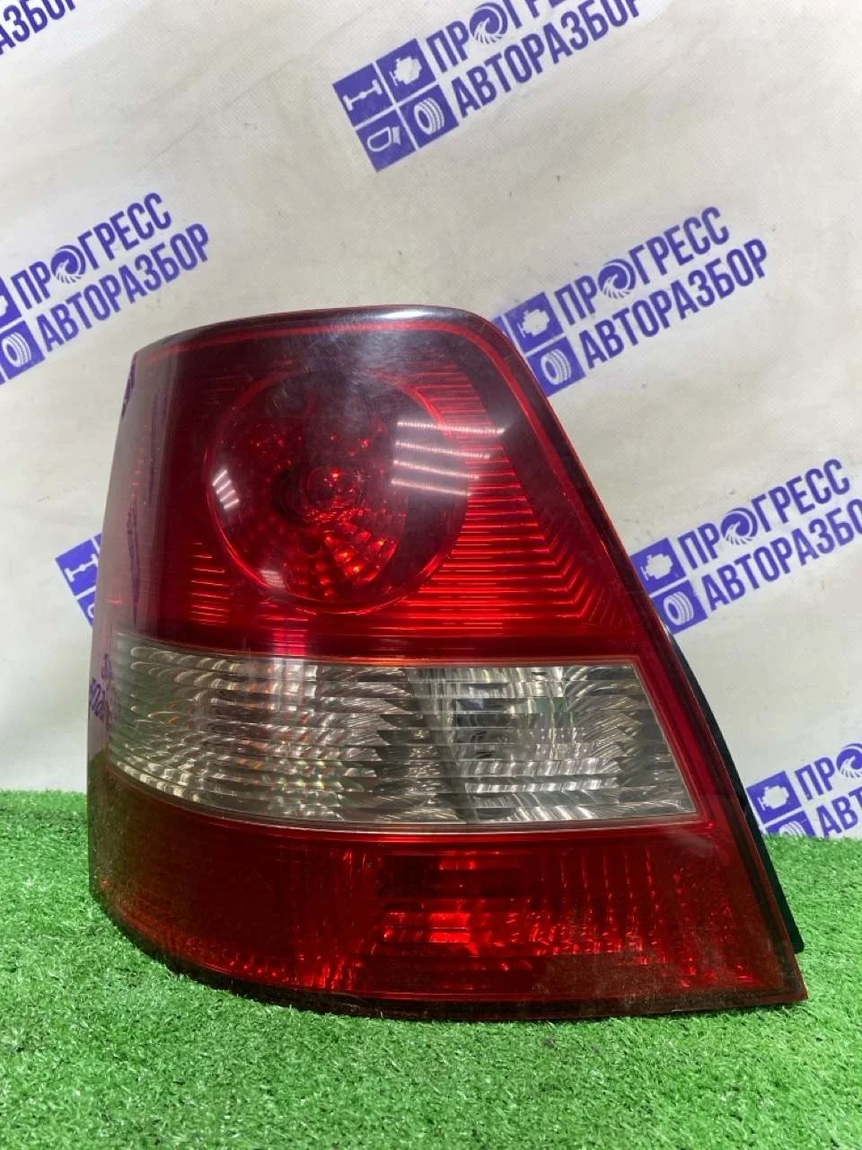 Фонарь Kia Sorento 2004 924013E010 ВНЕДОРОЖНИК 2.5 D4CB, задний левый