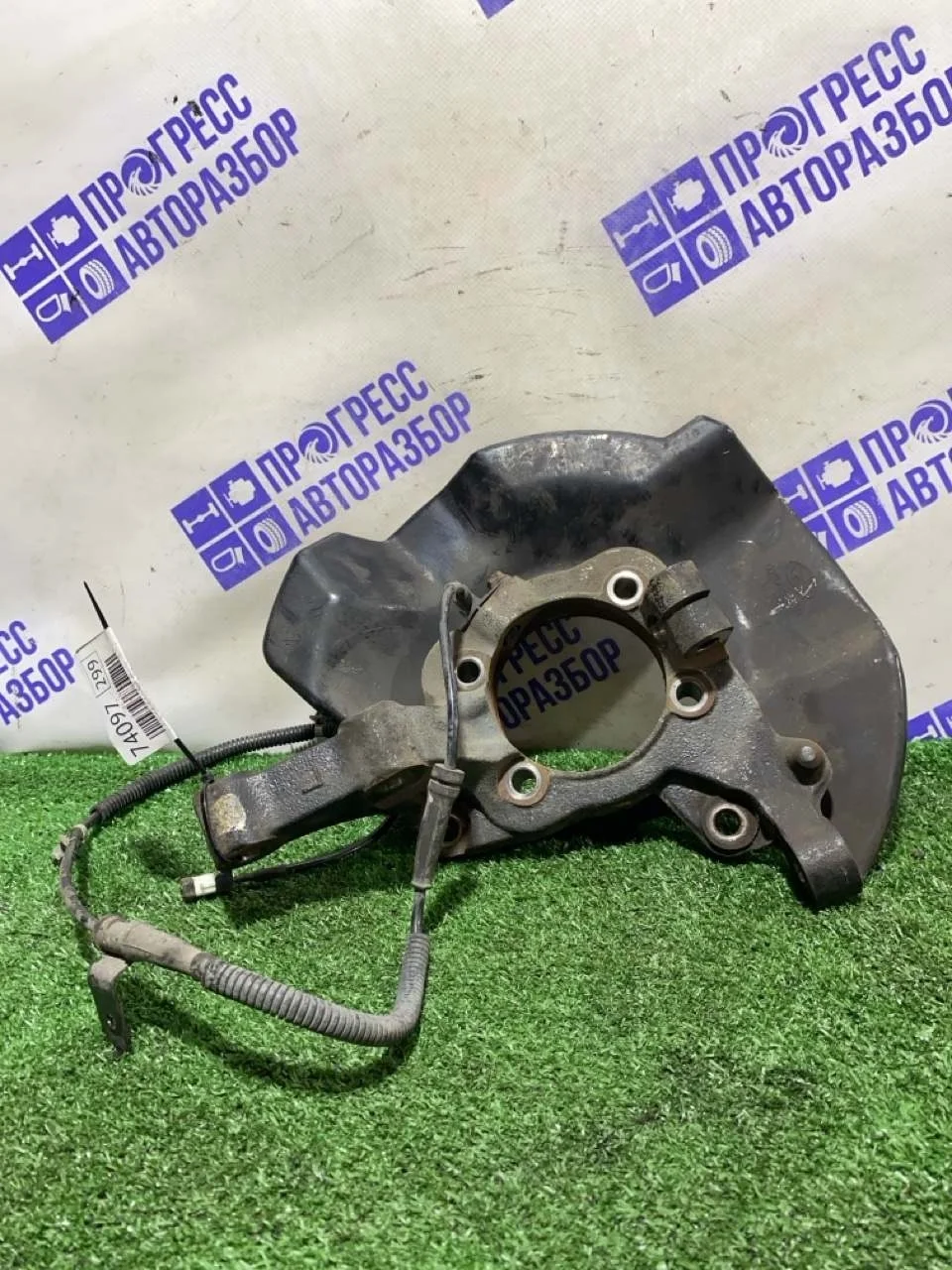 Поворотный кулак Hyundai Santa Fe 2006 517152B050 ВНЕДОРОЖНИК 2.7 G6EA, передний левый