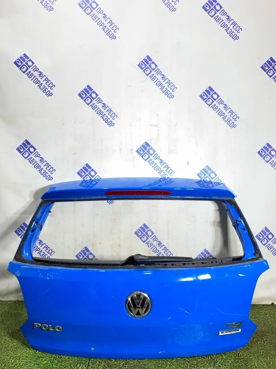 Крышка багажника Volkswagen Polo 2015 6R6827025D ХЕТЧБЭК 1.2 CJZC