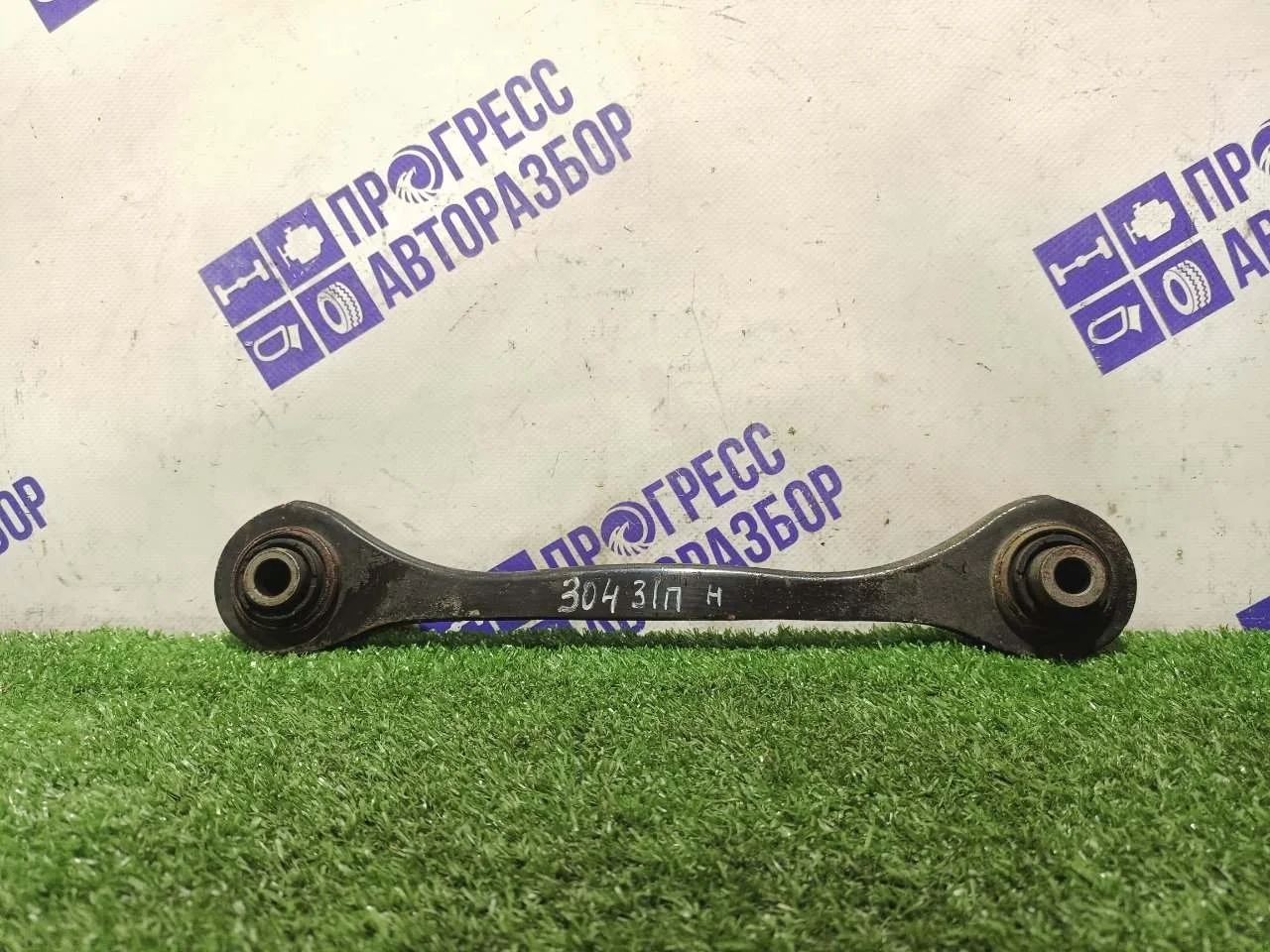 Рычаг подвески нижний Audi A3 2007 1K0501529F ХЭТЧБЕК 2.0 BVZ, задний правый