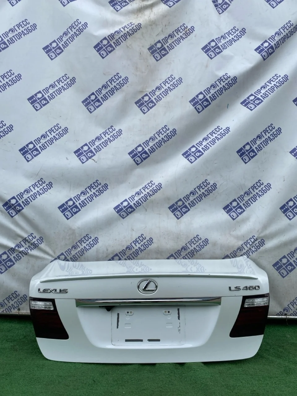 Крышка багажника Lexus Ls 460 2008 6440150270 СЕДАН 4.6 1UR-FSE