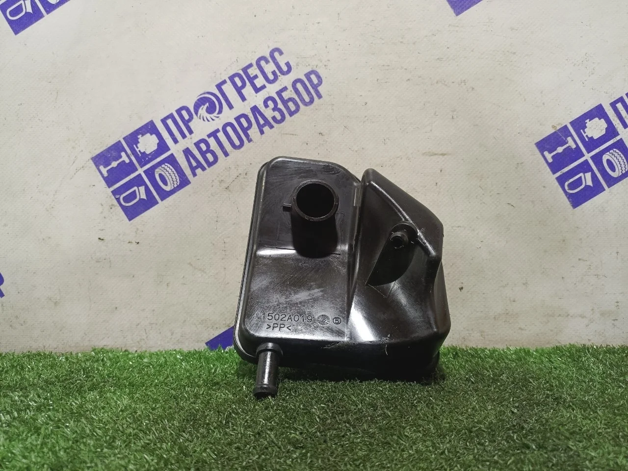 Резонатор воздушного фильтра Mitsubishi Outlander Xl 1502A019 2.0 4B11