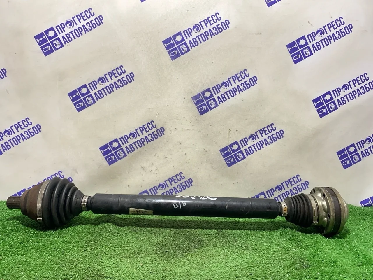Привод Volkswagen Golf 5 1K0407272 1.4 CAX, передний правый