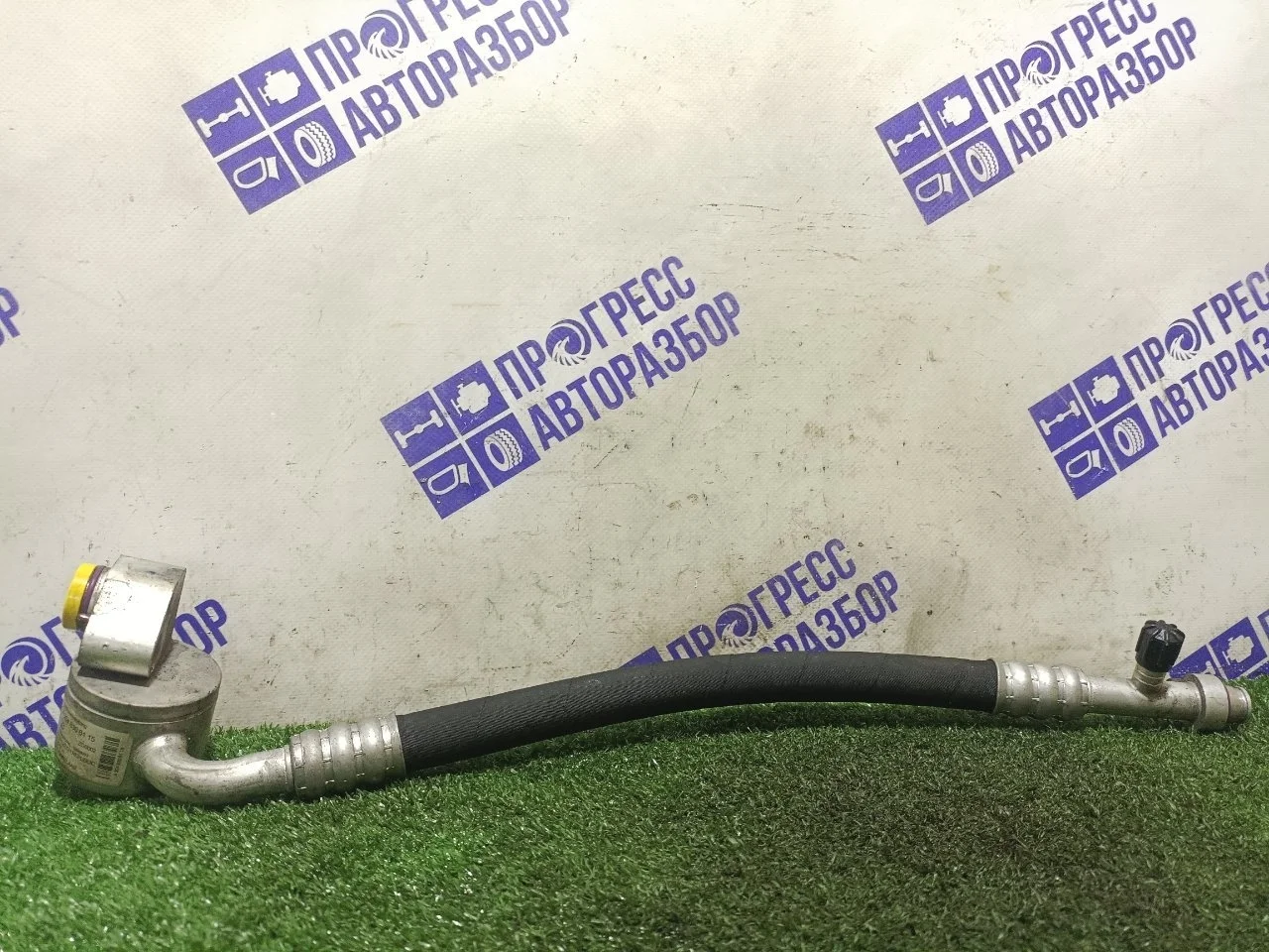 Трубка кондиционера Mercedes-Benz W204 2012 A2048306115 СЕДАН 1.8 271.860