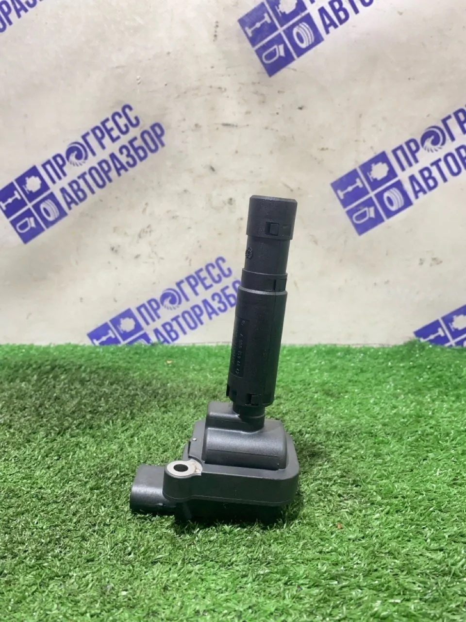 Катушка зажигания Mercedes-Benz W204 2012 A0001502580 СЕДАН 1.8 271.860