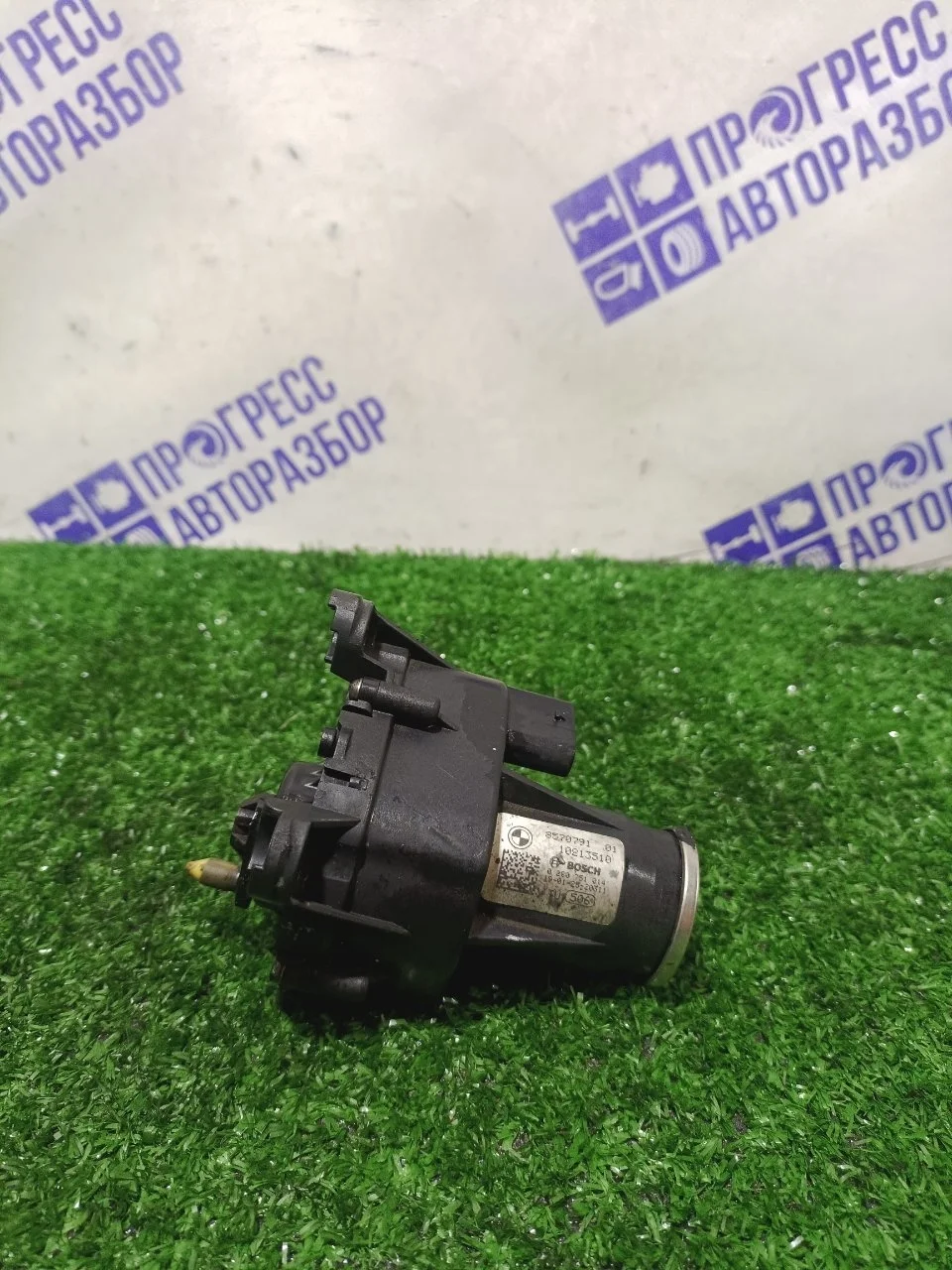 Сервопривод заслонки впускного коллектора Bmw F30 8570791 2.0 N47D20C