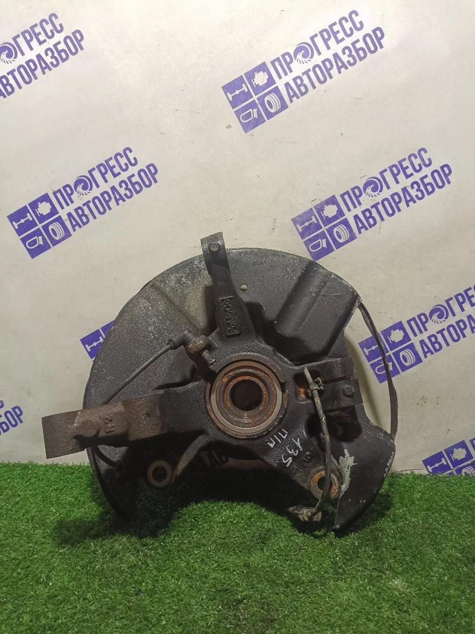 Кулак поворотный Mazda Cx-7 2.3 L3-VDT, передний правый