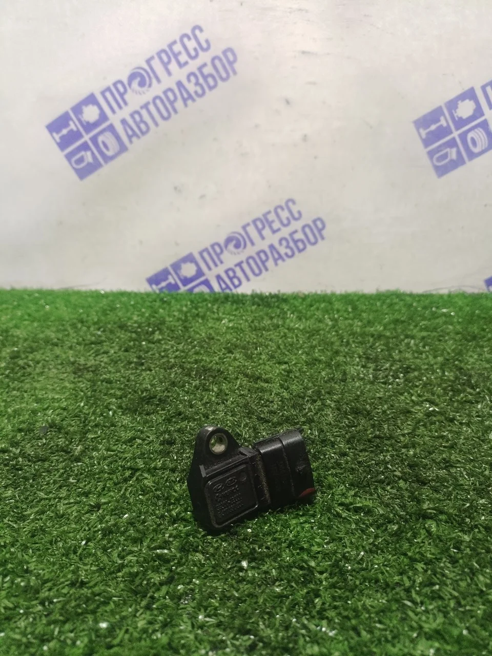 Датчик абсолютного давления Hyundai Solaris 393002B000 1.6 G4FC