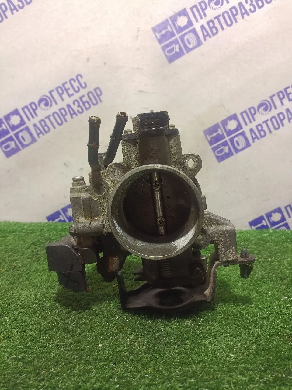 Дроссельная заслонка Hyundai Sonata 351002G100 2.0 G4KD