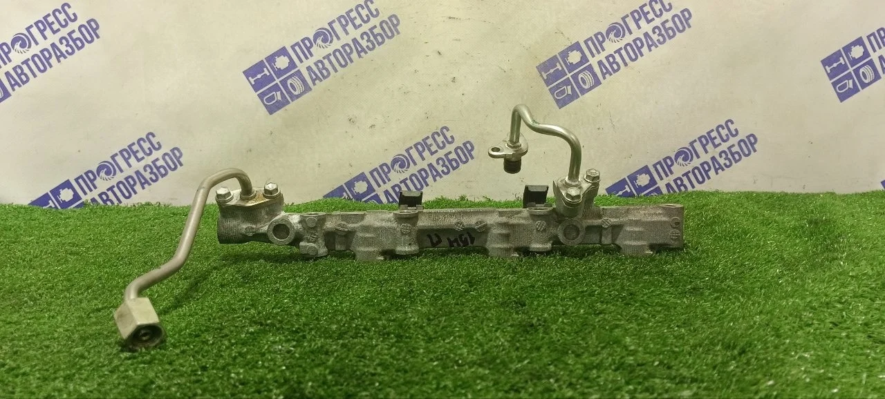 Топливная рейка Toyota Mark X 3.0 3GR-FSE, правая