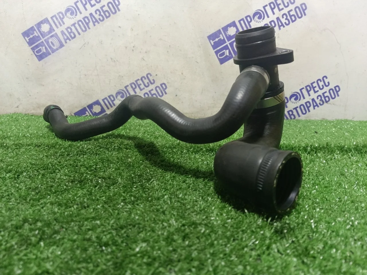 Патрубок системы охлаждения Bmw F10 11537639998 2.0 N20B20A