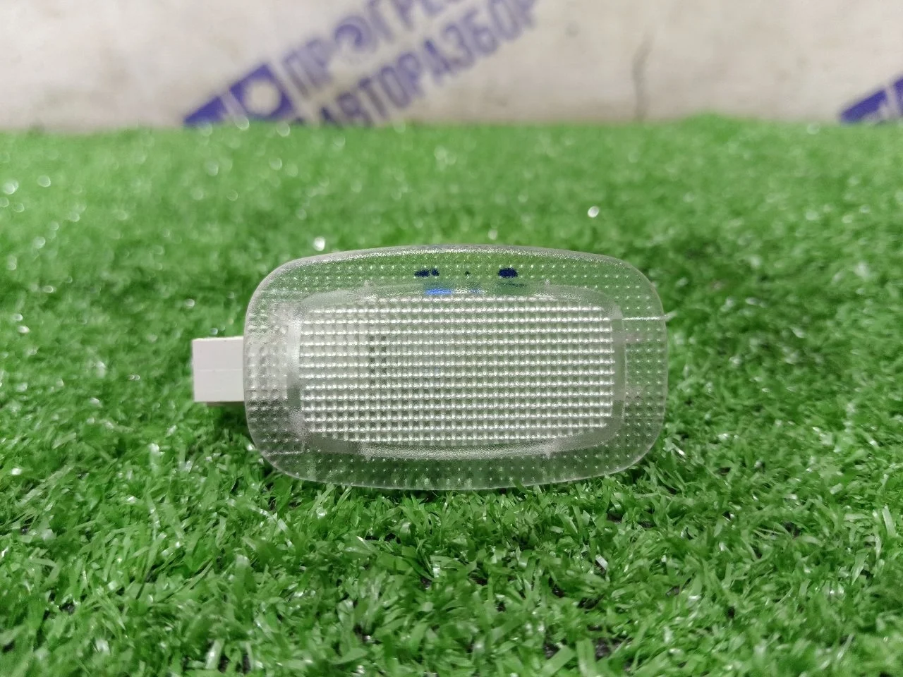 Плафон салона Mercedes-Benz W212 2013 A2218200401 2.0 274.920