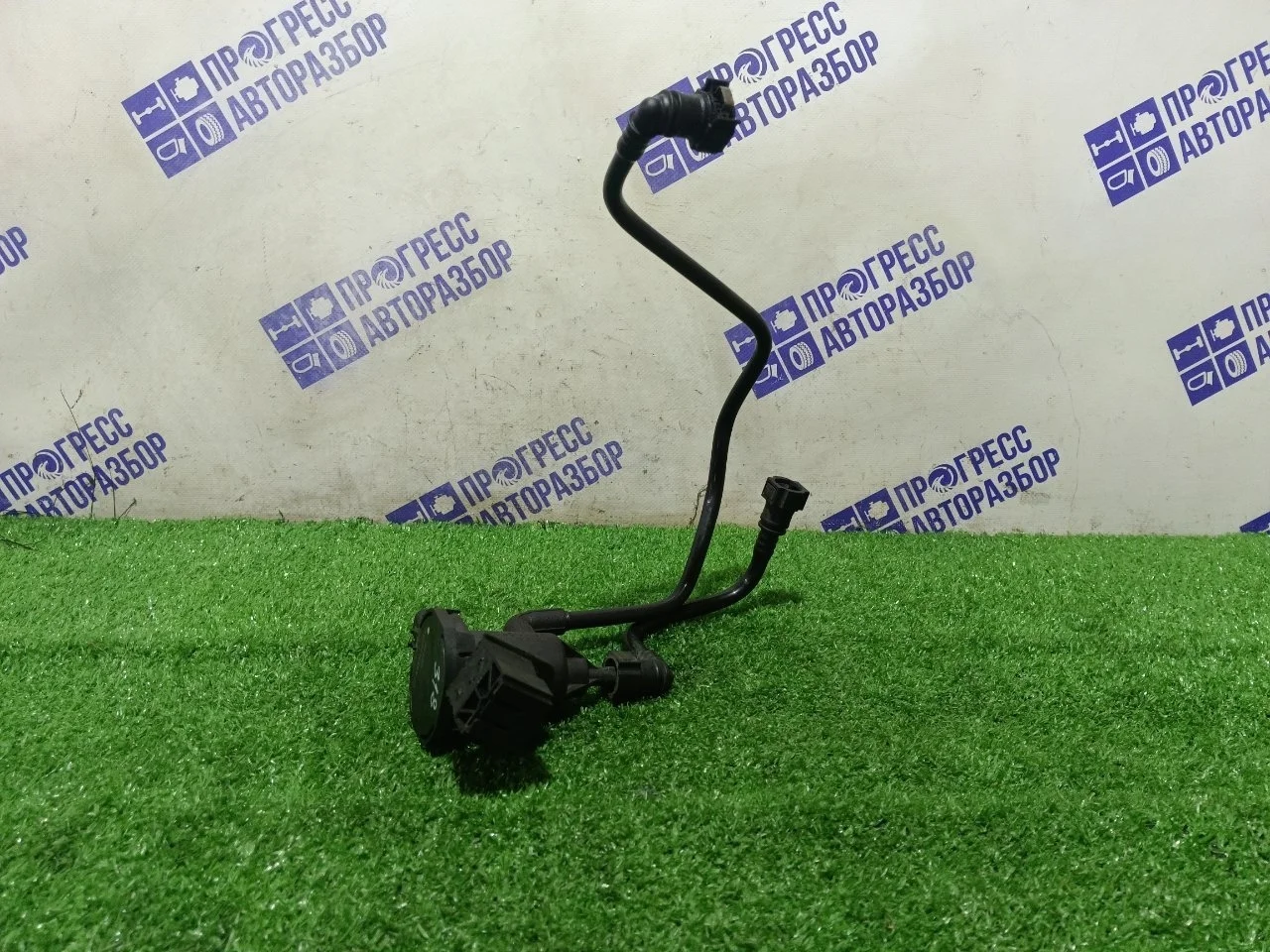 Клапан вентиляции топливного бака Mercedes-Benz W212 2013 A0014760532 2.0 274.920