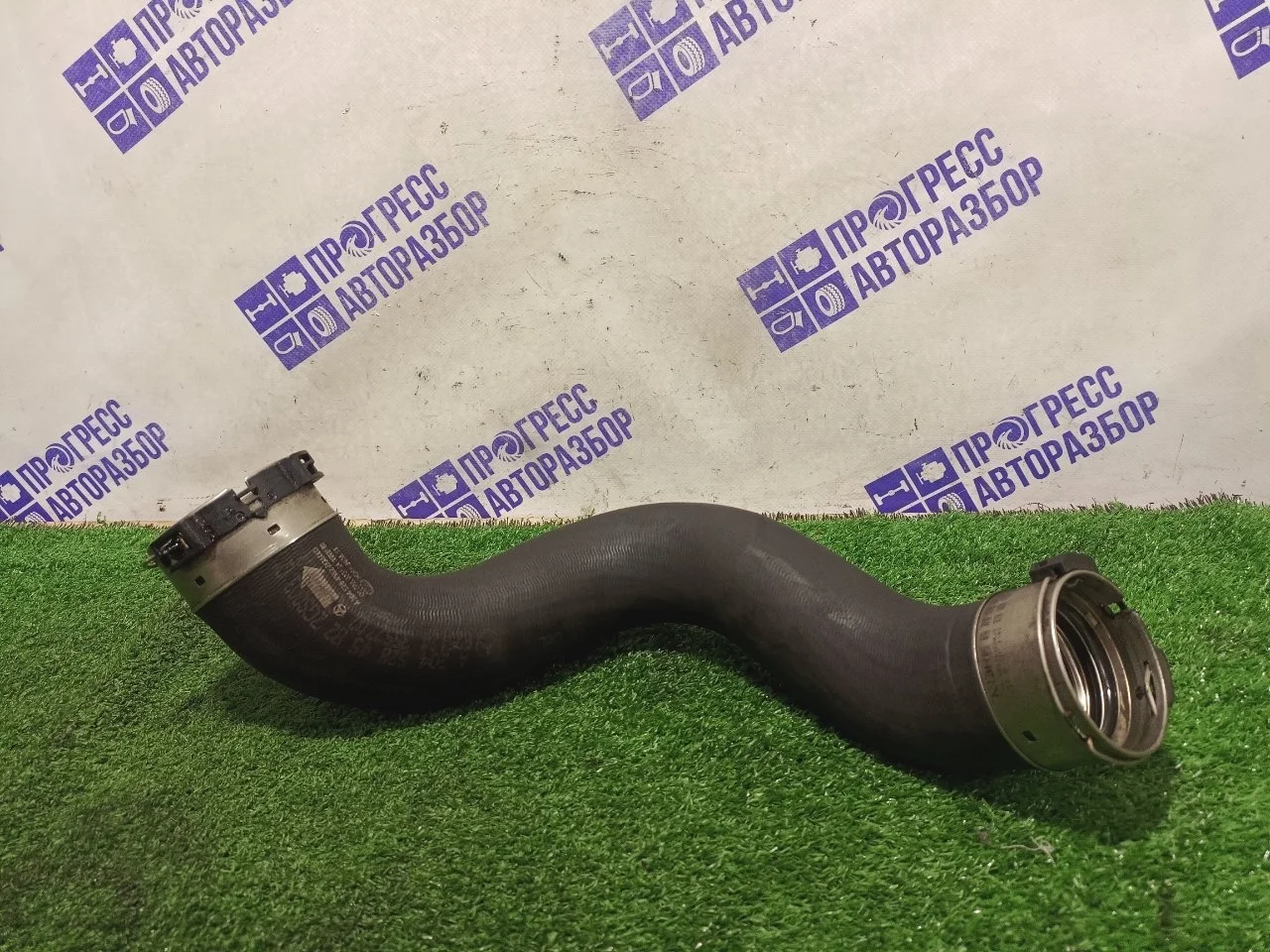 Патрубок интеркулера Mercedes-Benz W212 2013 A2045284582 2.0 274.920