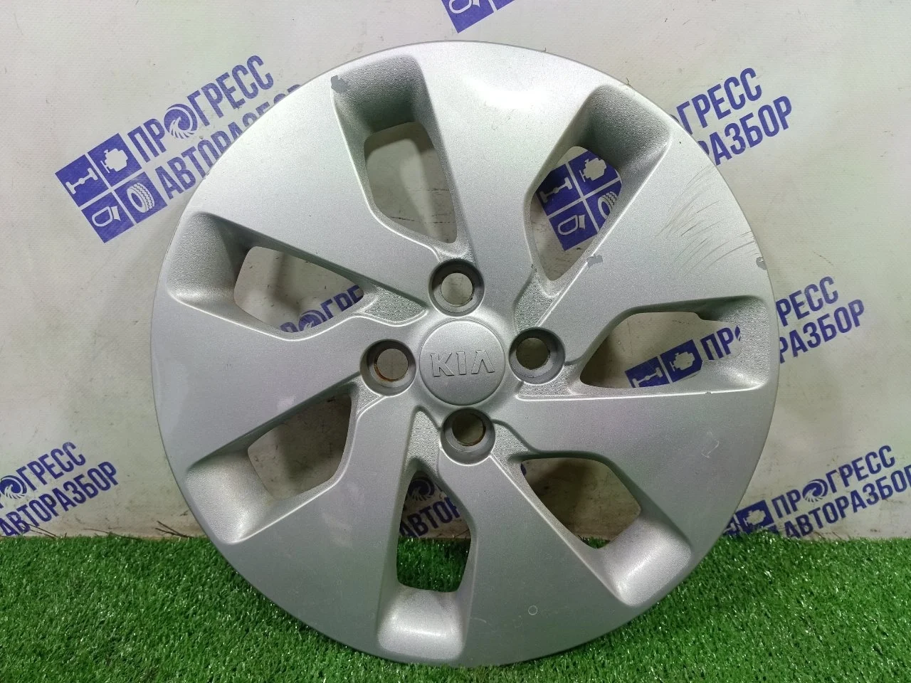 Колпак Kia Rio 3 2014 529604Y000 ХЕТЧБЭК 1.6 G4FC
