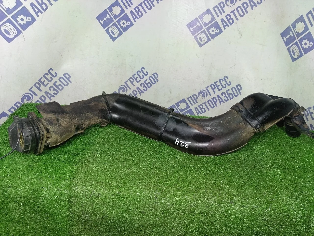 Горловина топливного бака Kia Rio 3 2014 310301R100 ХЕТЧБЭК 1.6 G4FC