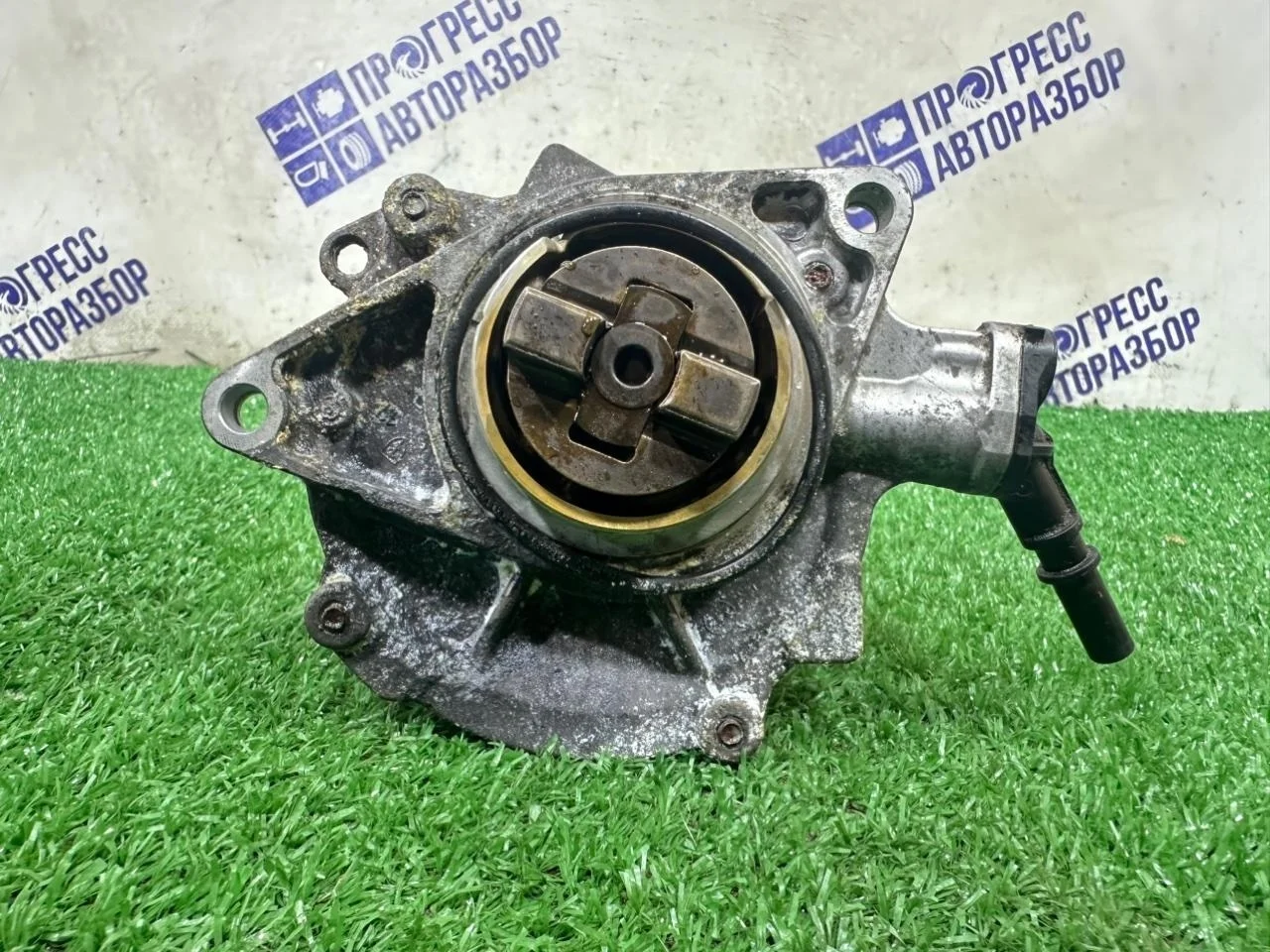 Вакуумный насос Citroen C4 2009 456577 ХЭТЧБЕК 1.6 EP6