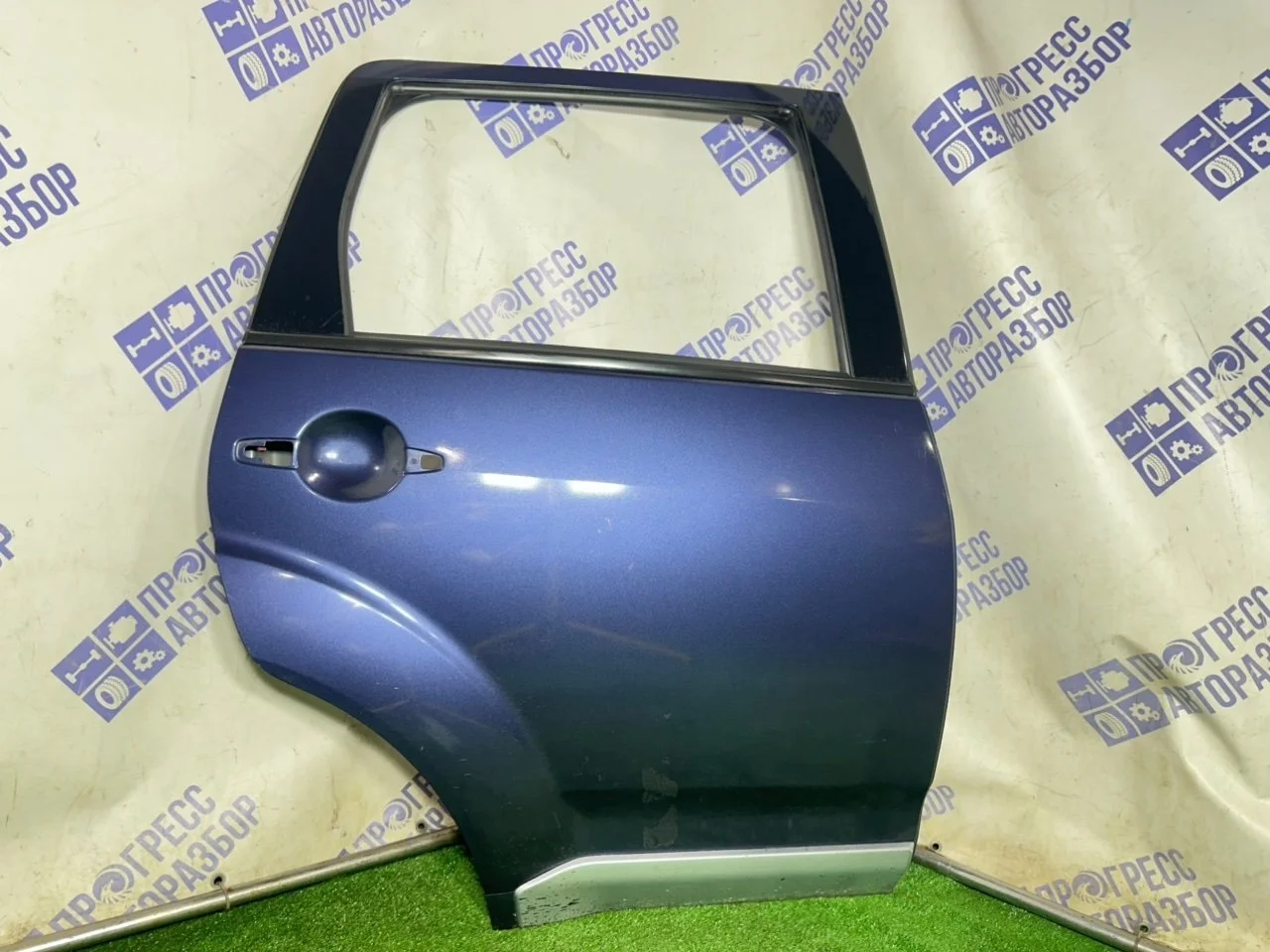 Дверь боковая Mitsubishi Outlander 2007 5730A244 КРОССОВЕР 2.4 4B12, задняя правая