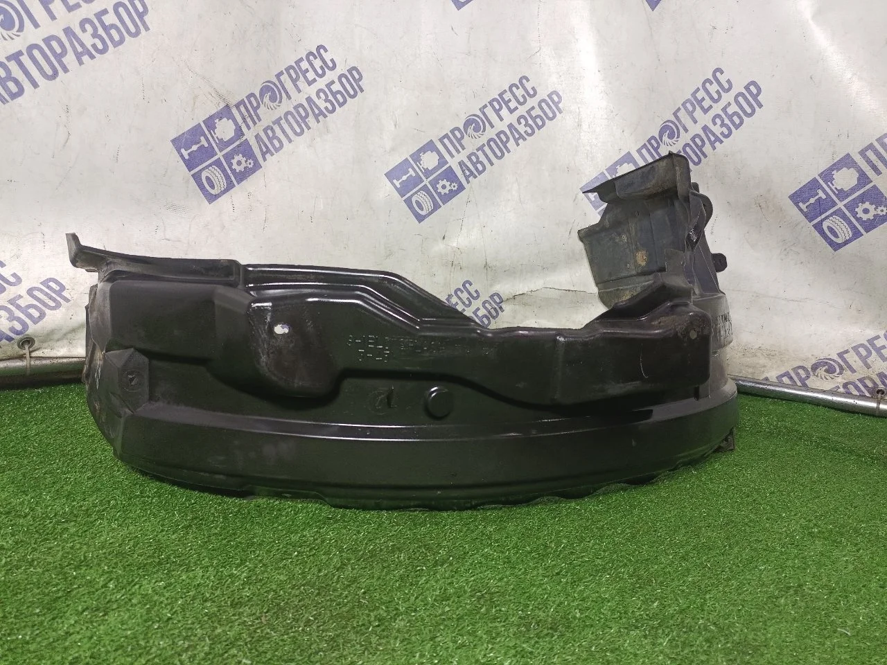 Подкрылок Mitsubishi Outlander 2007 5370A072 КРОССОВЕР 2.4 4B12, передний правый