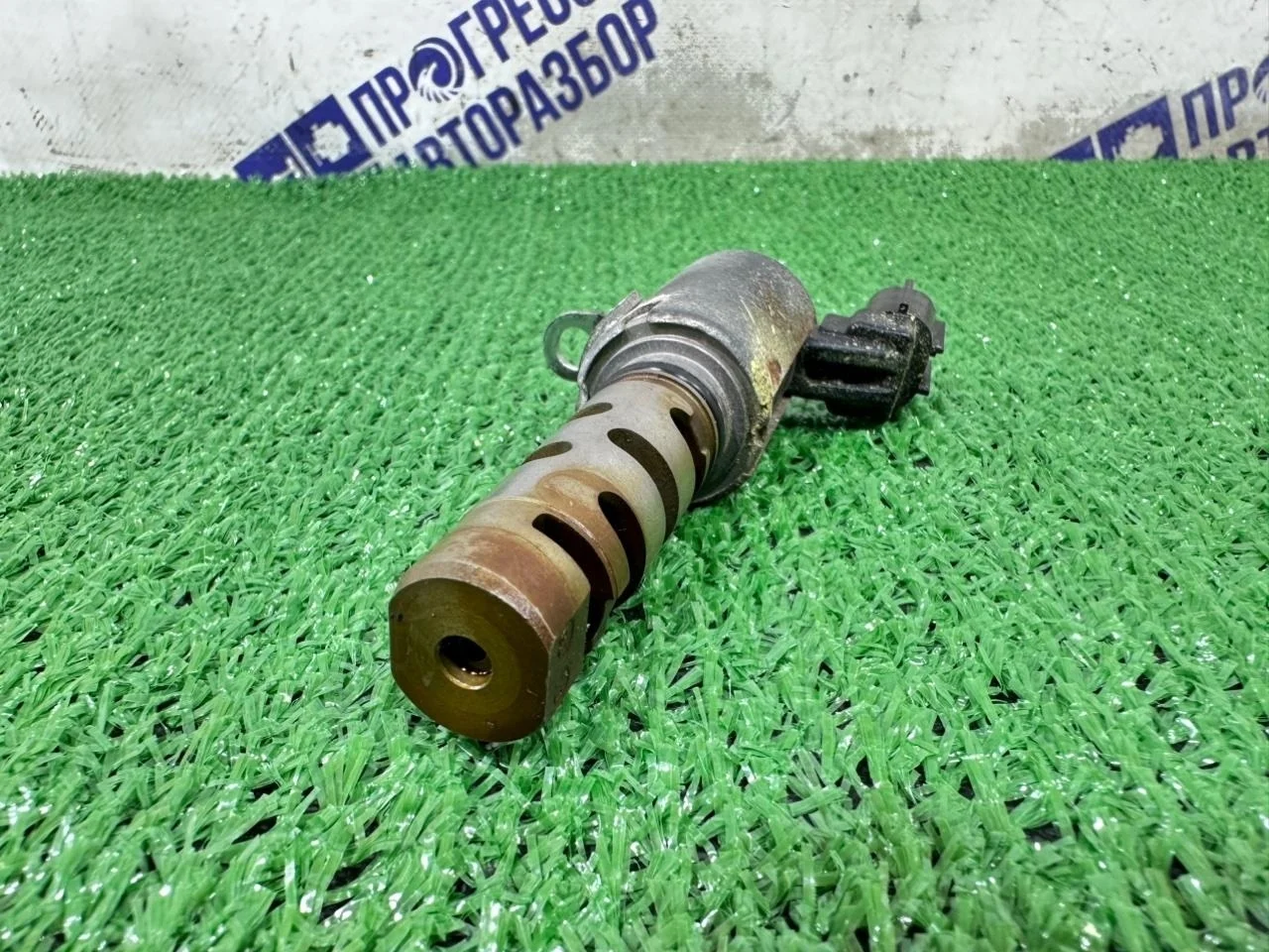 Клапан VVT-i Lexus Es350 1533031020 3.5
