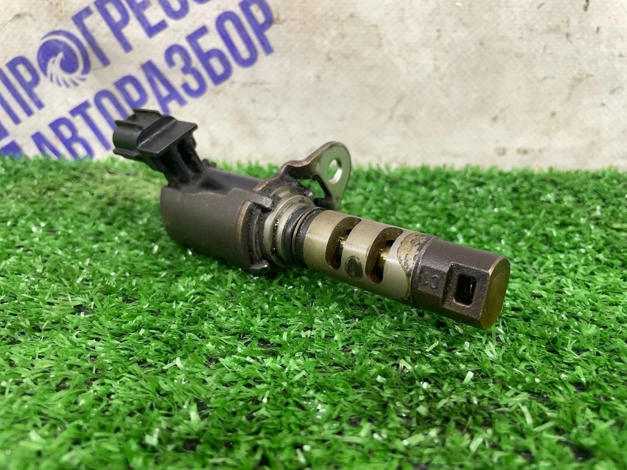 Клапан VVT-i Toyota Corolla 2005 1533022030 СЕДАН 1.6 3ZZ