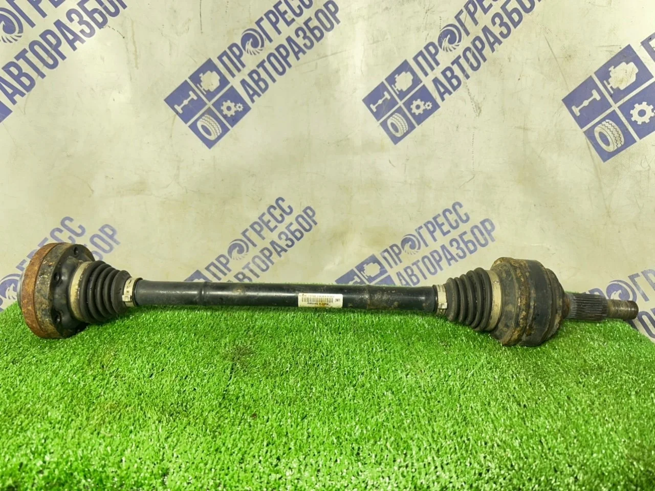 Привод Volkswagen Touareg 2004 7L0501201A КРОССОВЕР 4.2 AXQ, задний правый