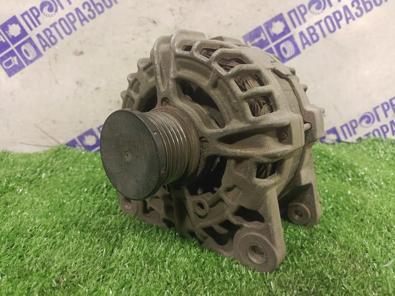 Генератор Nissan Terrano 2016 231009362R КРОССОВЕР 1.6 H4MD438