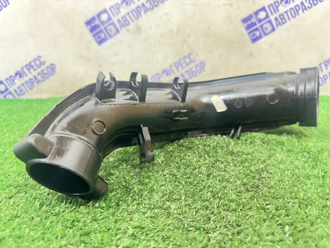 Патрубок интеркулера Audi A1 03C145673M 1.4 CAX