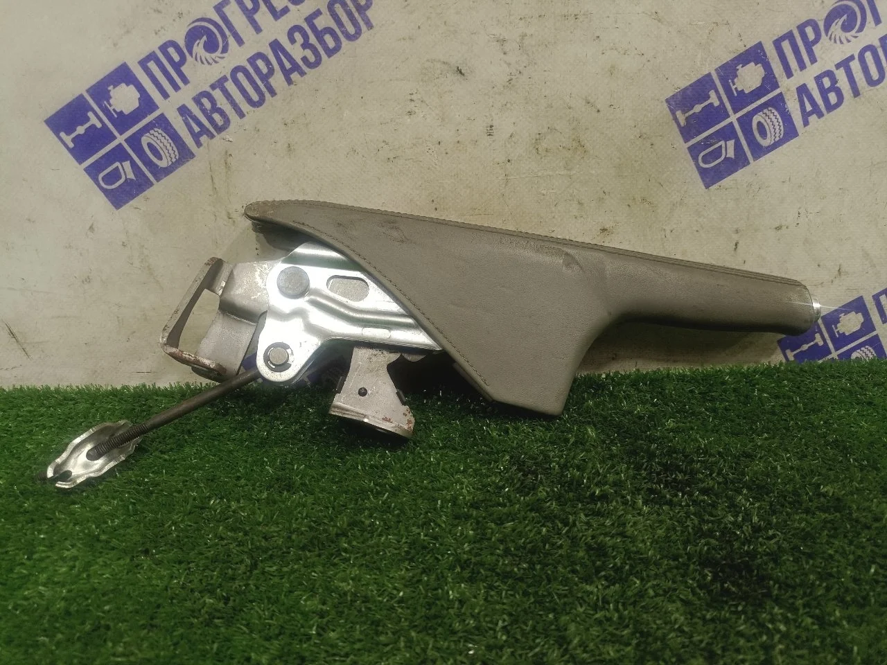 Рычаг стояночного тормоза Volkswagen Bora 2000 1J0711303AC СЕДАН 1.6 APF