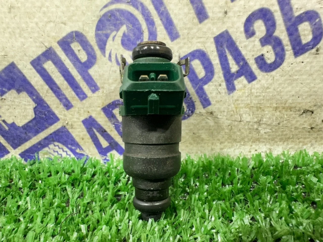 Форсунка Volkswagen Bora 2000 037906031AA СЕДАН 1.6 APF