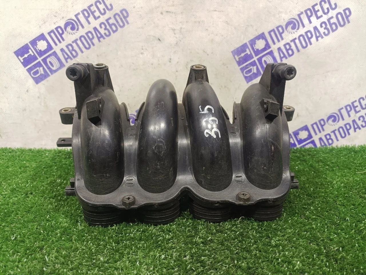Впускной коллектор Volkswagen Bora 2000 06A133206 СЕДАН 1.6 APF
