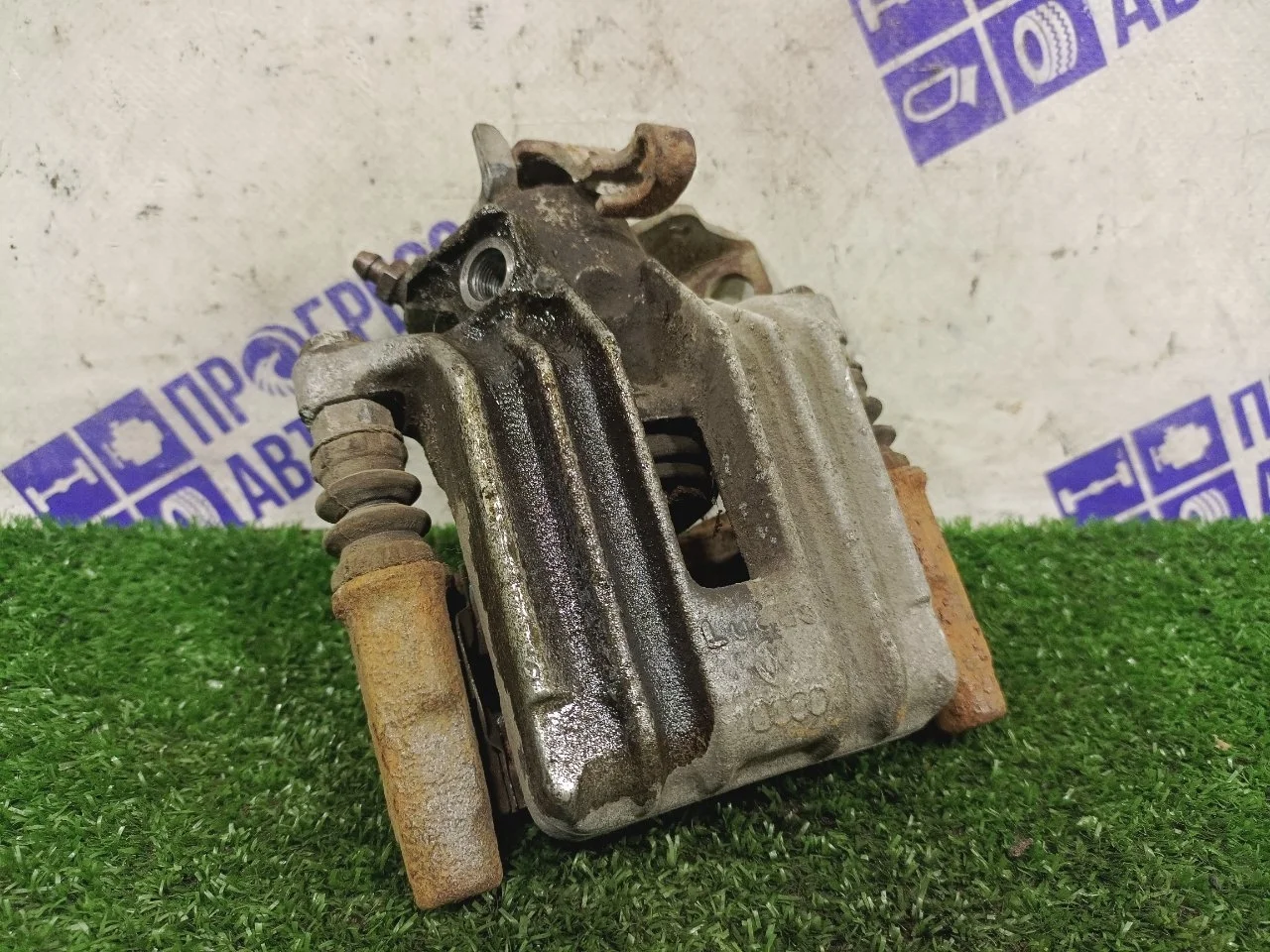 Суппорт тормозной Volkswagen Bora 2000 1J0615423B СЕДАН 1.6 APF, задний левый