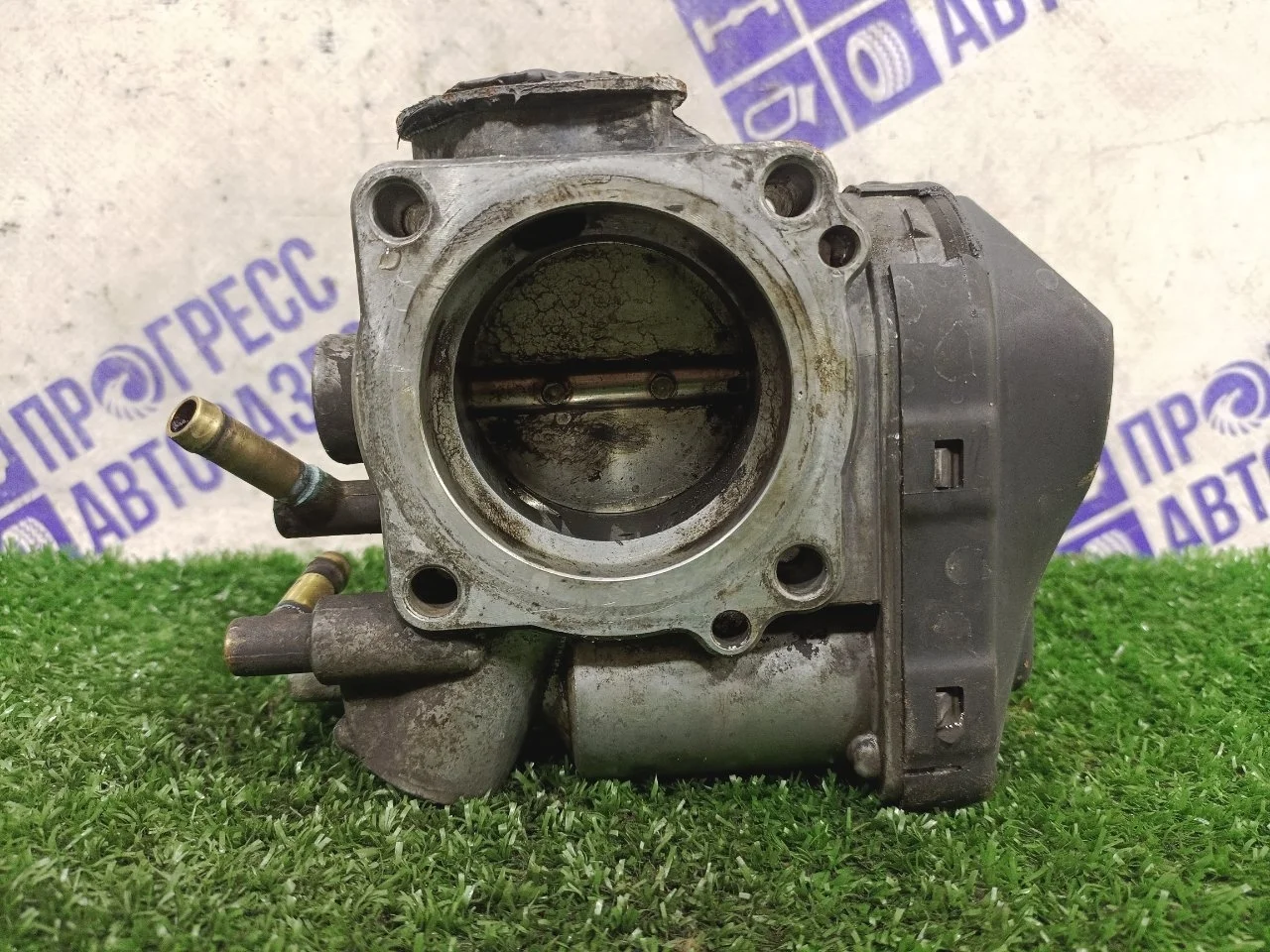 Дроссельная заслонка Volkswagen Bora 2000 06A133062 СЕДАН 1.6 APF