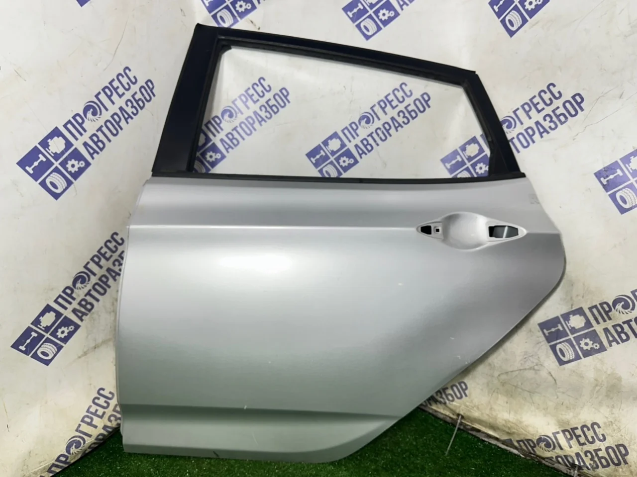 Дверь боковая Hyundai Solaris 2012 770034L200 ХЭТЧБЕК 1.4 G4FA, задняя левая